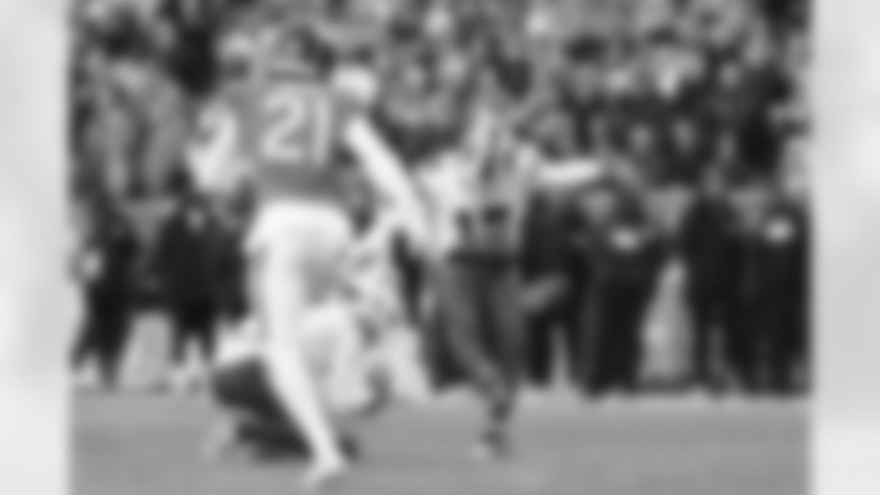 Buffalo Bills vs Denver Broncos, Divisional Game, January 17, 2026 at Empower Field at Mile High.