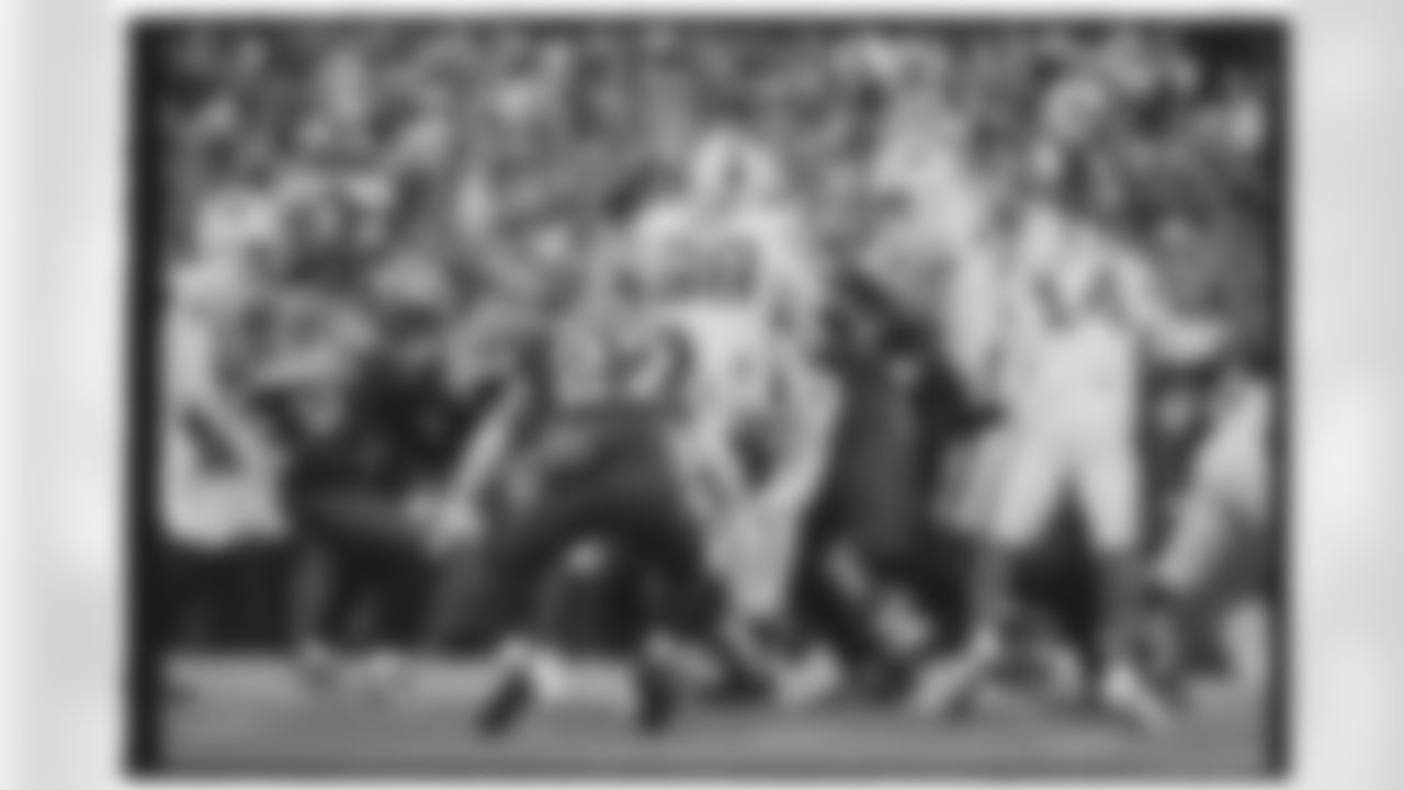 Buffalo Bills vs Tampa Bay Buccaneers, Regular Season, November 18, 2025 at Highmark Stadium.