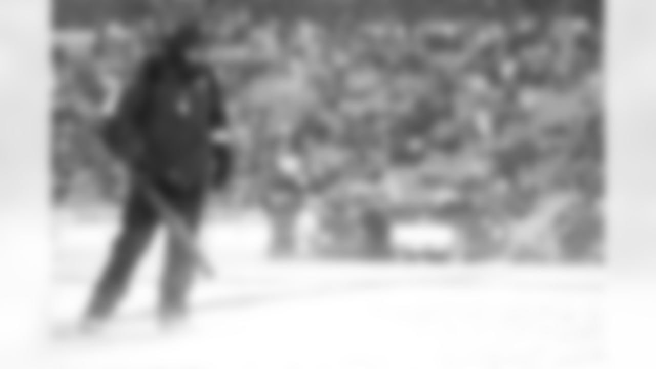 Buffalo Bills vs Cincinnati Bengals, Regular Season, December 07, 2025 at Highmark Stadium.