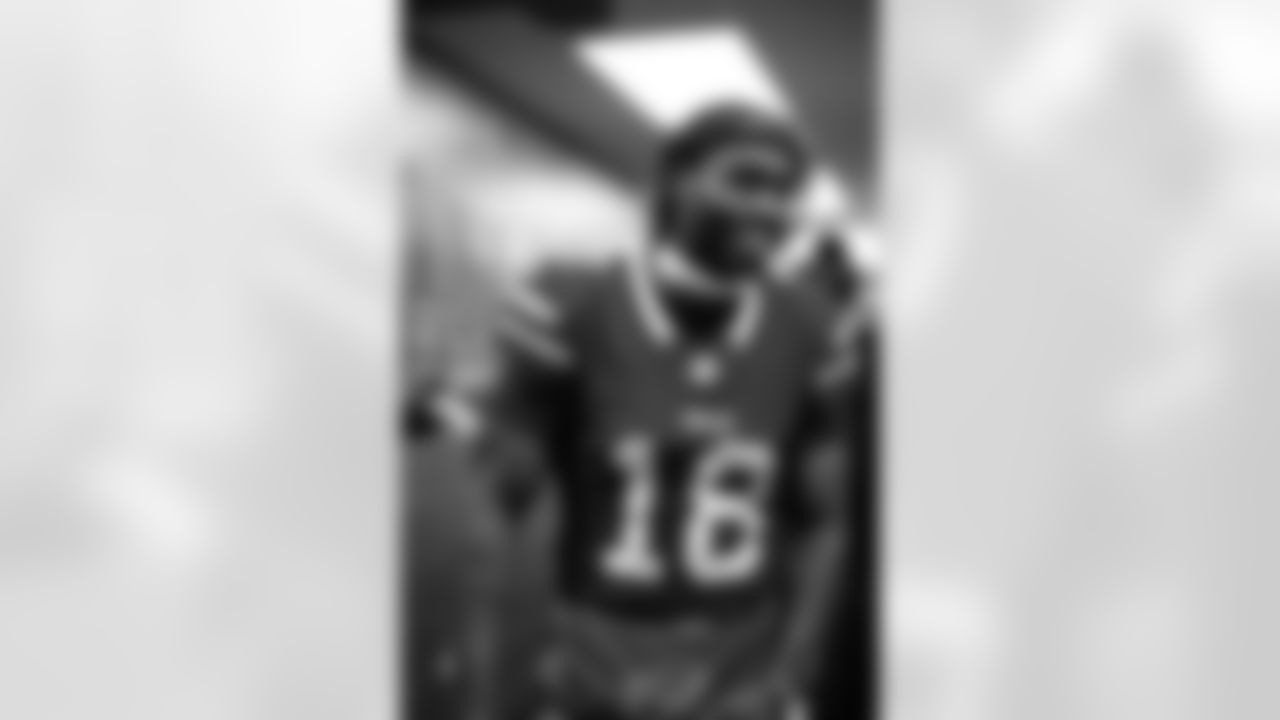 Buffalo Bills vs Cincinnati Bengals, Regular Season, December 07, 2025 at Highmark Stadium.