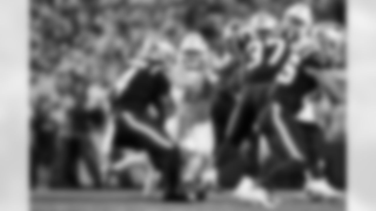 Buffalo Bills vs New England Patriots, Regular Season, October 05, 2025 at Highmark Stadium.