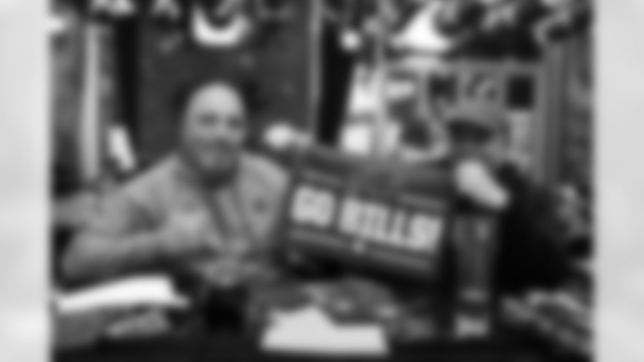 Bills v Chiefs Montreal Watch Party, November 02, 2025 at La Belle et La Boeuf.