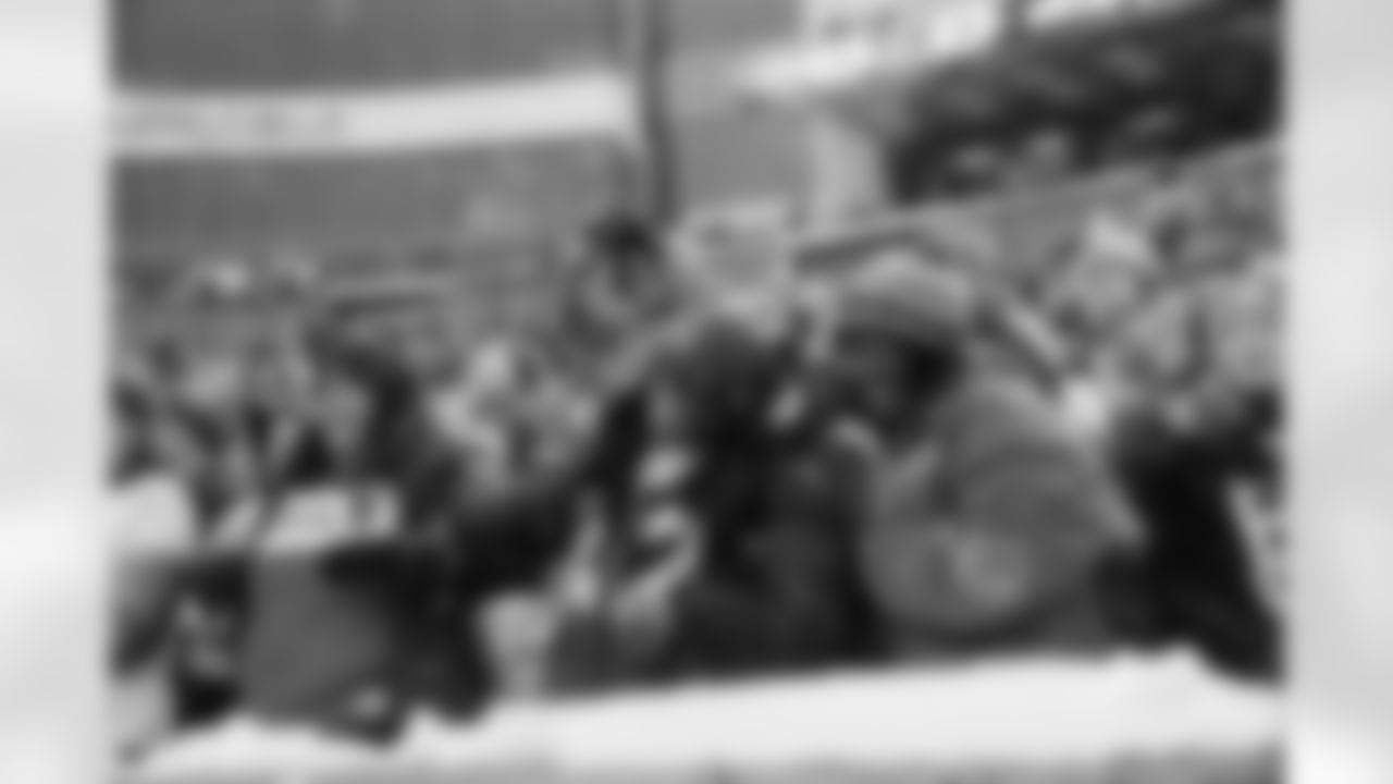 Buffalo Bills vs New York Jets, Regular Season, January 04, 2026 at Highmark Stadium.