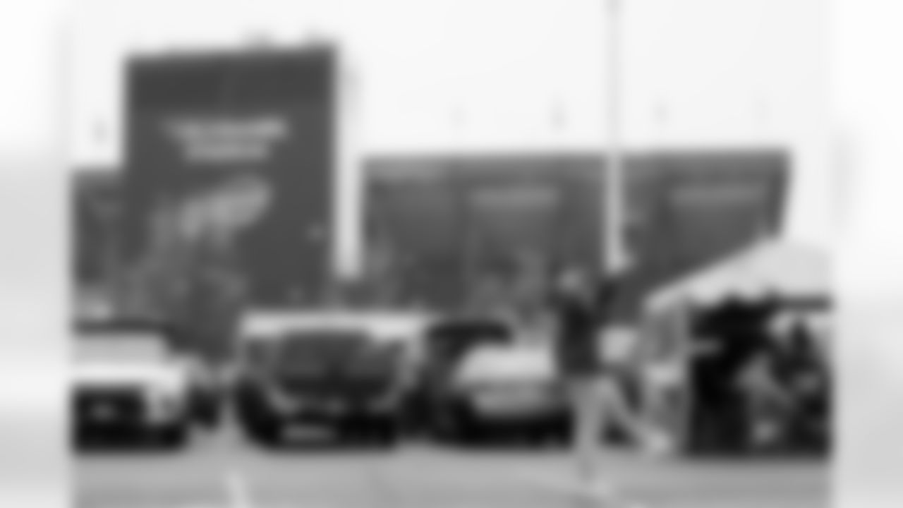 Buffalo Bills vs Philadelphia Eagles, Regular Season, December 28, 2025 at Highmark Stadium.