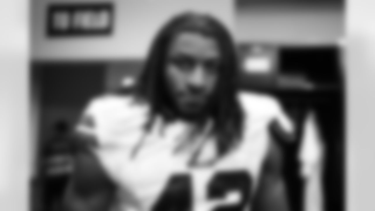 Buffalo Bills vs Jacksonville Jaguars, Wild Card Weekend, January 11, 2026 at EverBank Stadium.