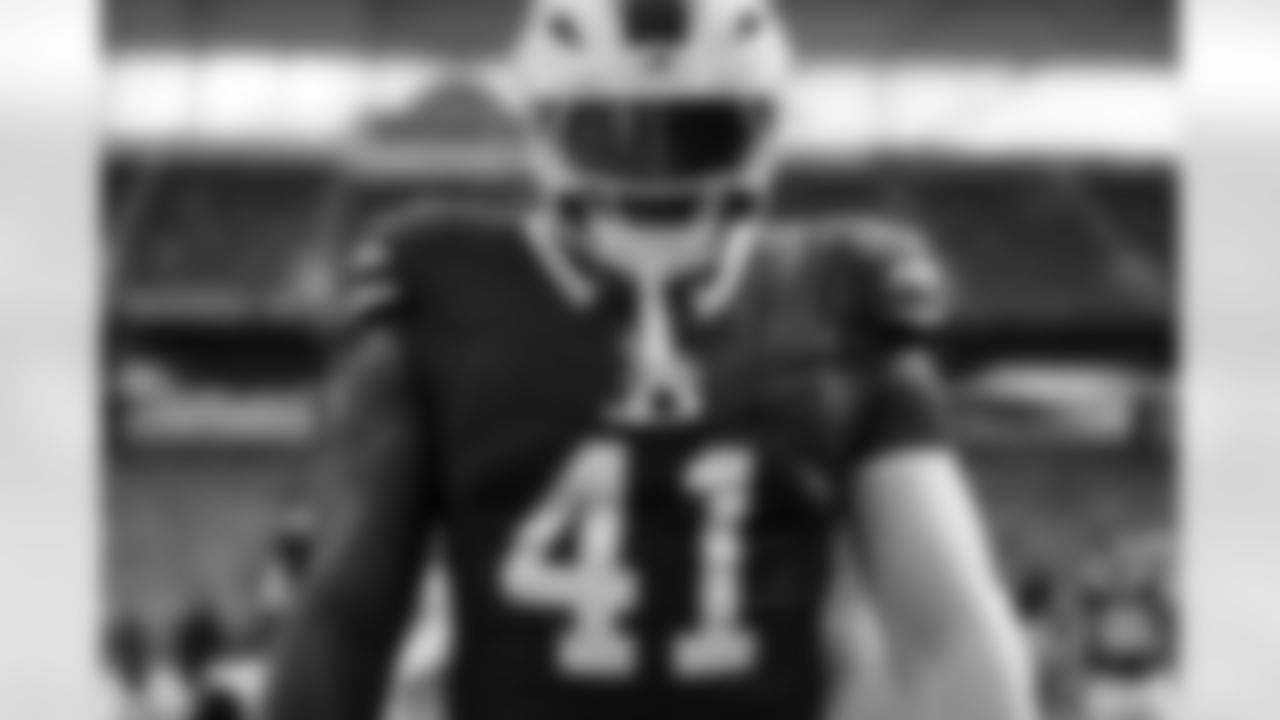 Miami Dolphins vs Buffalo Bills, Regular Season, November 09, 2025 at Hard Rock Stadium.