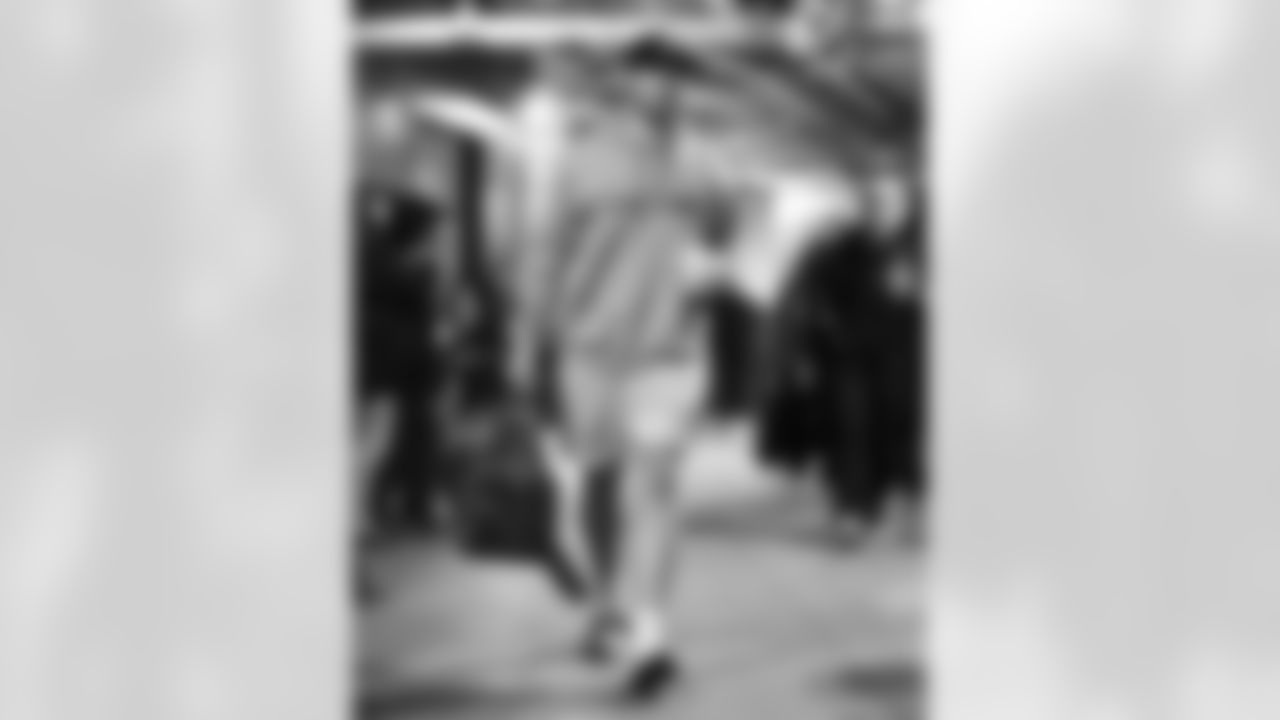 New England Patriots vs Buffalo Bills, Regular Season, December 14, 2025 at Gillette Stadium.