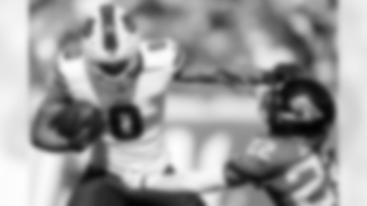 Buffalo Bills vs Jacksonville Jaguars, Wild Card Weekend, January 11, 2026 at EverBank Stadium.