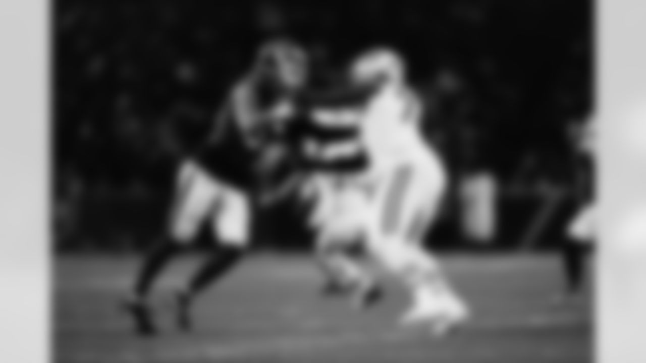 Buffalo Bills vs New York Jets, Regular Season, January 04, 2026 at Highmark Stadium.