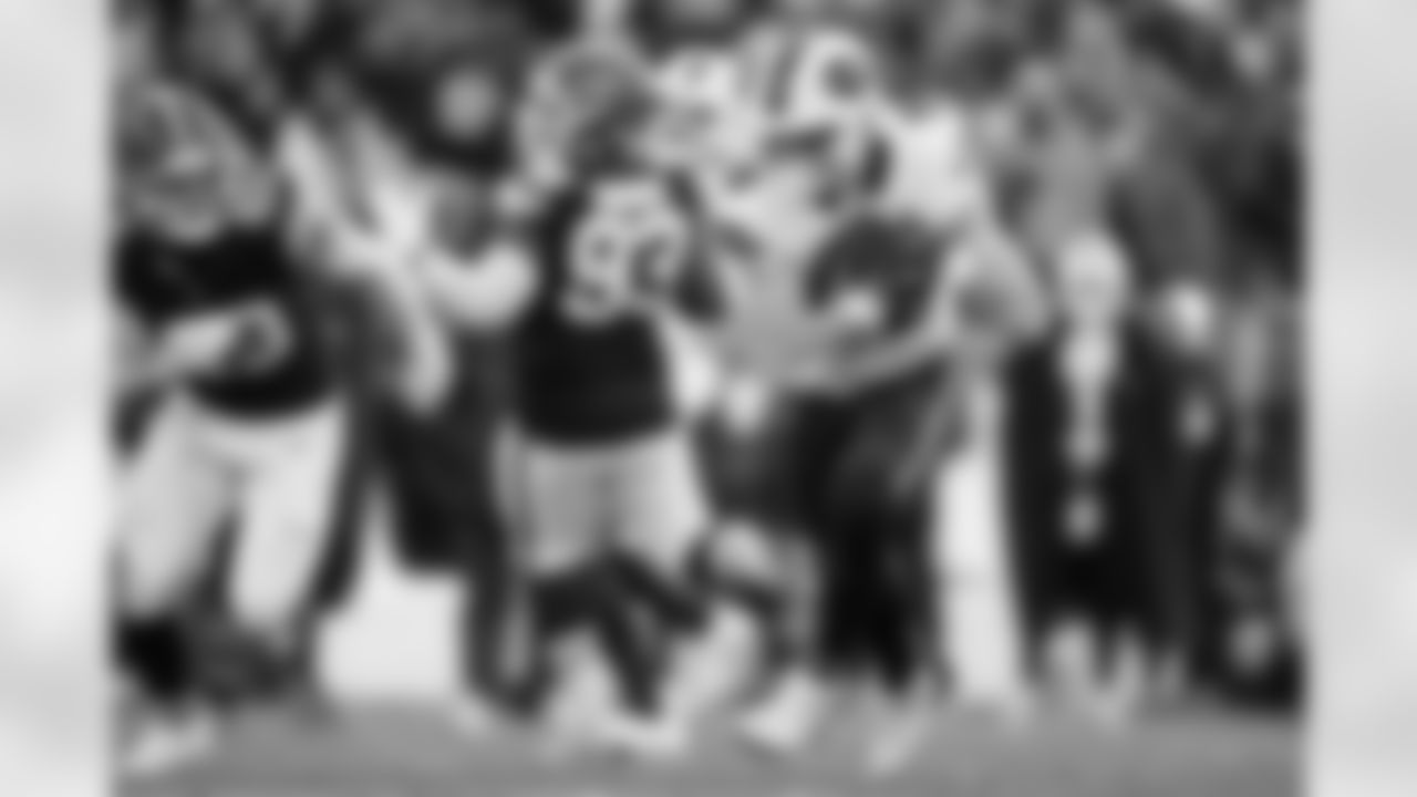 Cleveland Browns vs Buffalo Bills, Regular Season, December 21, 2025 at Huntington Bank Field.