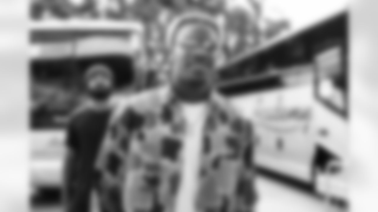 Miami Dolphins vs Buffalo Bills, Regular Season, November 09, 2025 at Hard Rock Stadium.