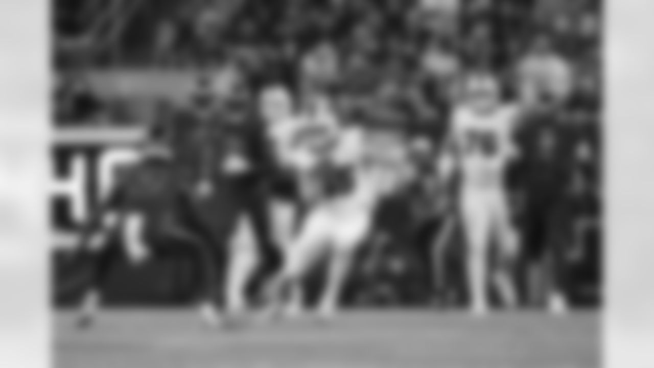 Houston Texans vs Buffalo Bills, Regular Season, November 20, 2025 at NRG Stadium.