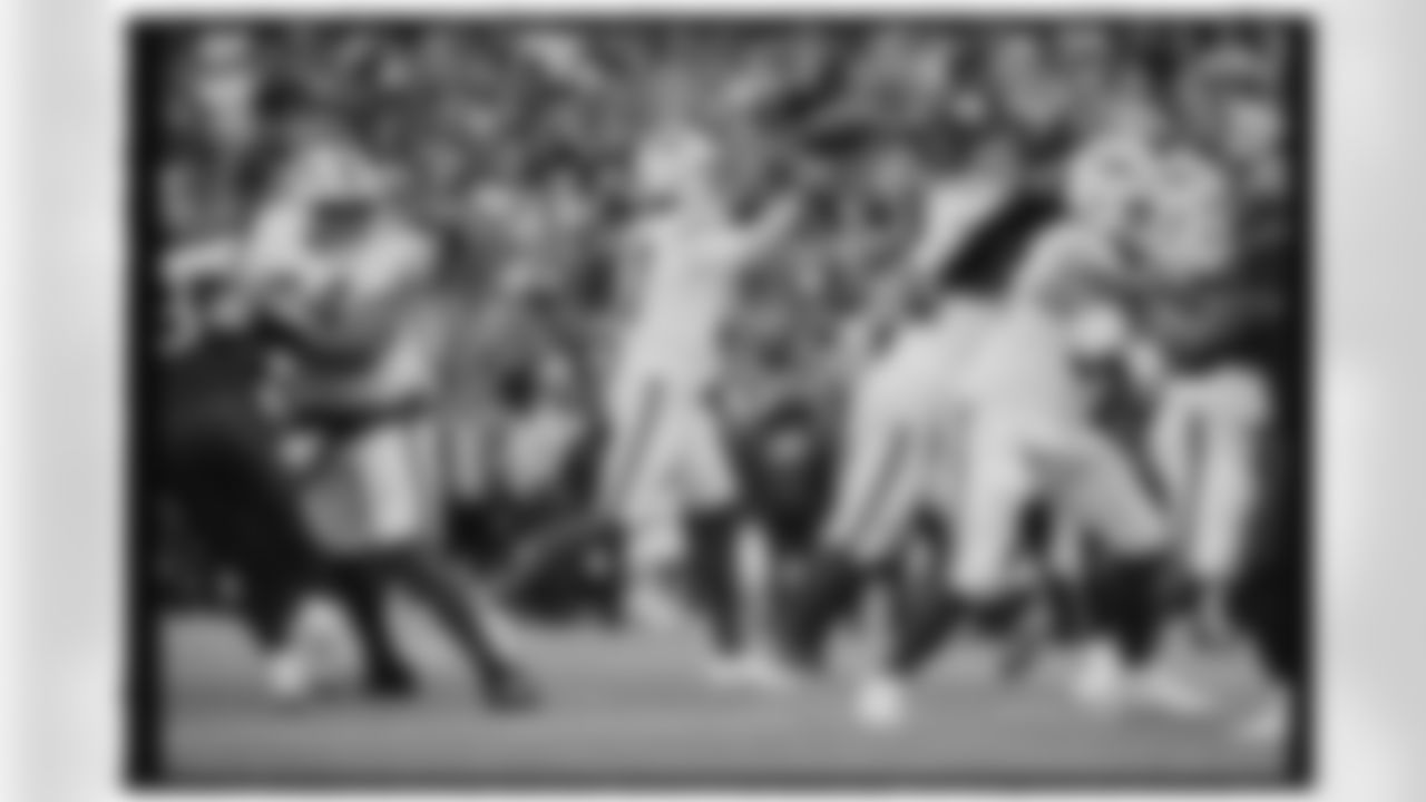 Buffalo Bills vs Tampa Bay Buccaneers, Regular Season, November 18, 2025 at Highmark Stadium.