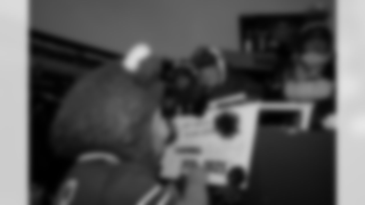 Buffalo Bills vs New York Jets, Regular Season, January 04, 2026 at Highmark Stadium.