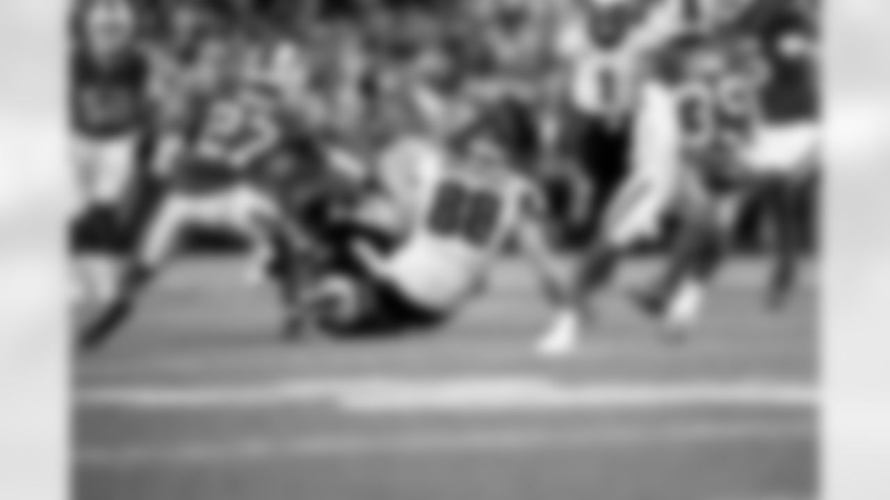 Buffalo Bills vs Philadelphia Eagles, Regular Season, December 28, 2025 at Highmark Stadium.