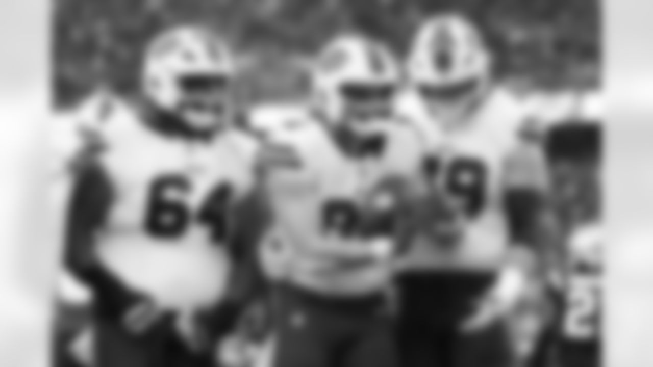 New England Patriots vs Buffalo Bills, Regular Season, December 14, 2025 at Gillette Stadium.