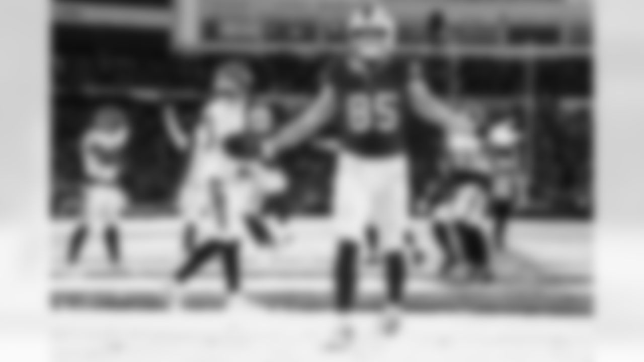 Jackson Hawes (85). Buffalo Bills vs Cincinnati Bengals, Regular Season, December 07, 2025 at Highmark Stadium.