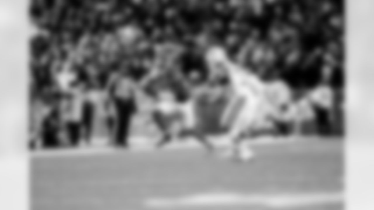 Buffalo Bills vs New York Jets, Regular Season, January 04, 2026 at Highmark Stadium.