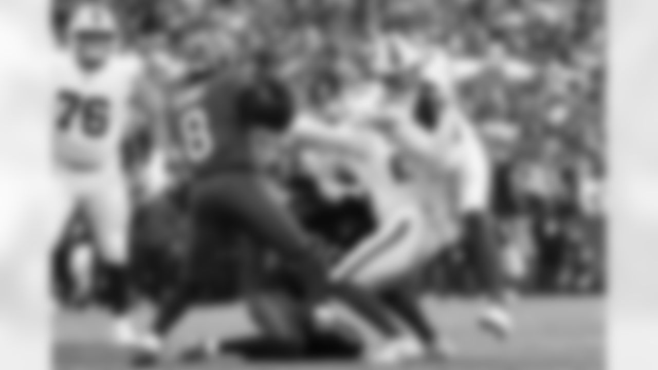 Buffalo Bills vs Tampa Bay Buccaneers, Regular Season, November 16, 2025 at Highmark Stadium.