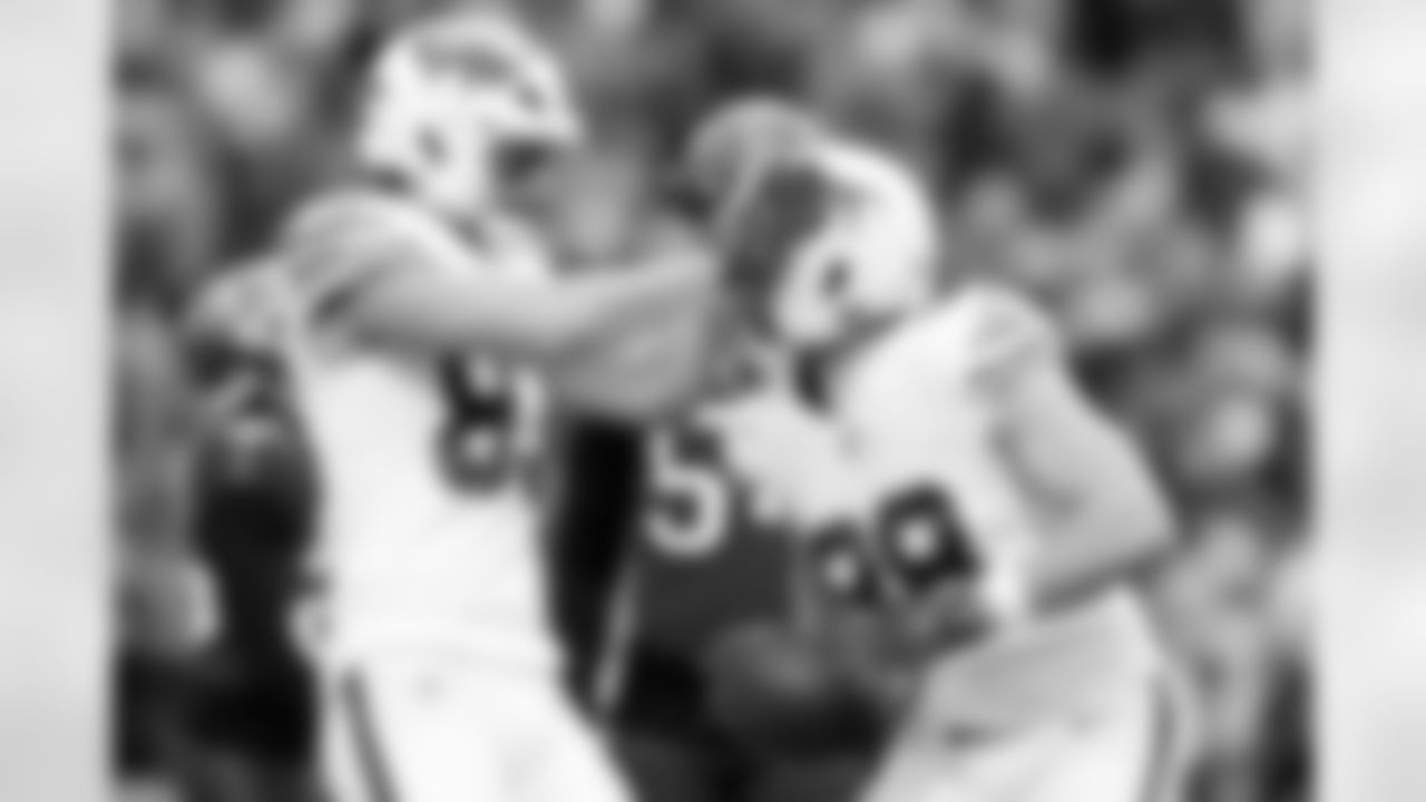 Buffalo Bills vs Tampa Bay Buccaneers, Regular Season, November 16, 2025 at Highmark Stadium.