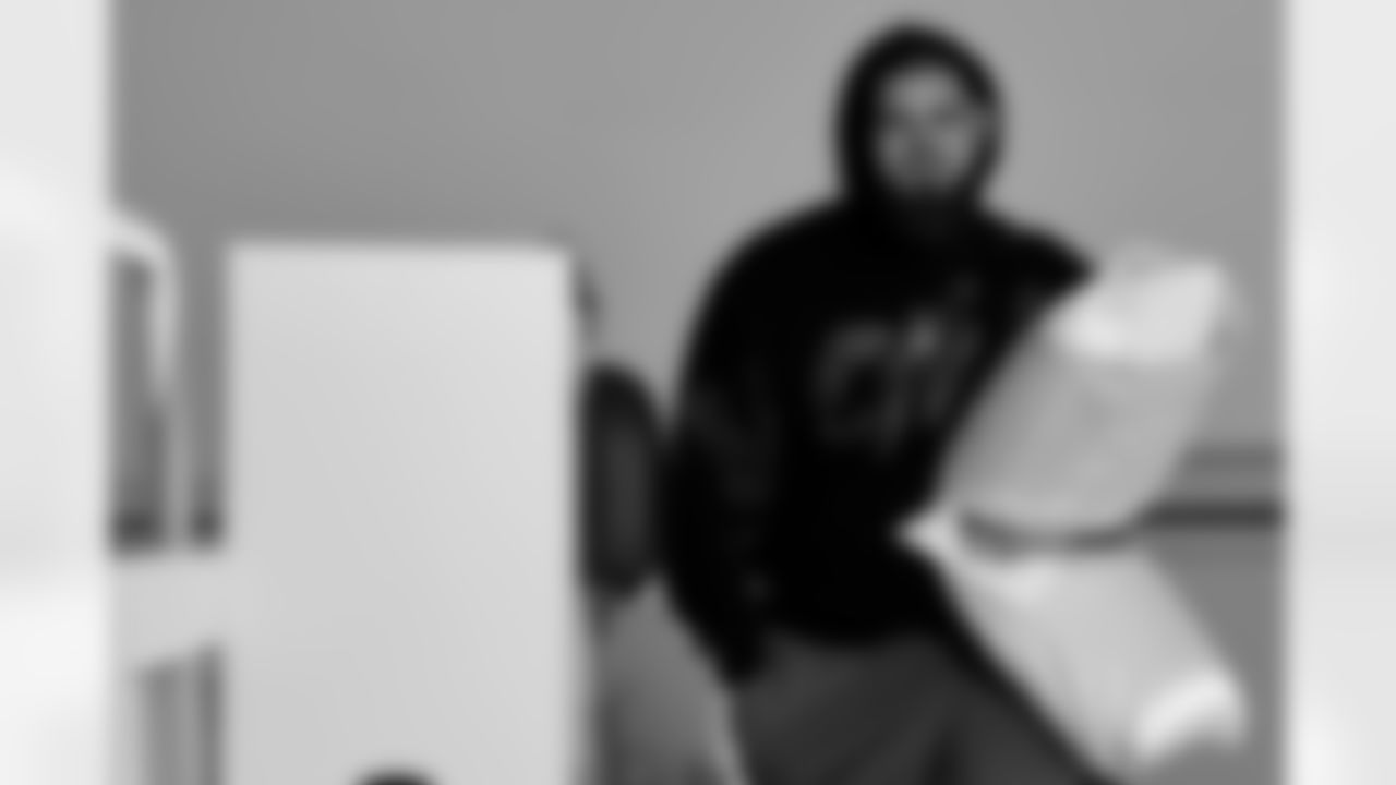 Alec Anderson (70). Buffalo Bills travel to Foxborough, December 13, 2025 at Buffalo Niagara International Airport.