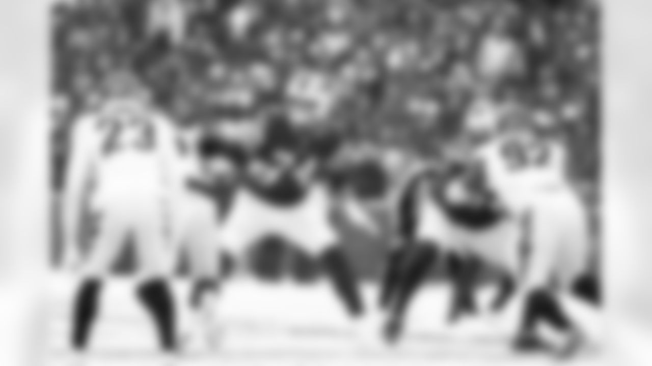 Buffalo Bills vs Cincinnati Bengals, Regular Season, December 07, 2025 at Highmark Stadium.