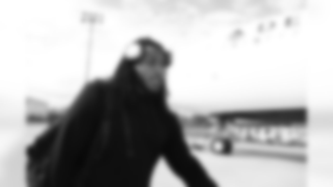 Dorian Williams (42). Buffalo Bills Travel to Miami, November 08, 2025 at Buffalo Niagara International Airport.