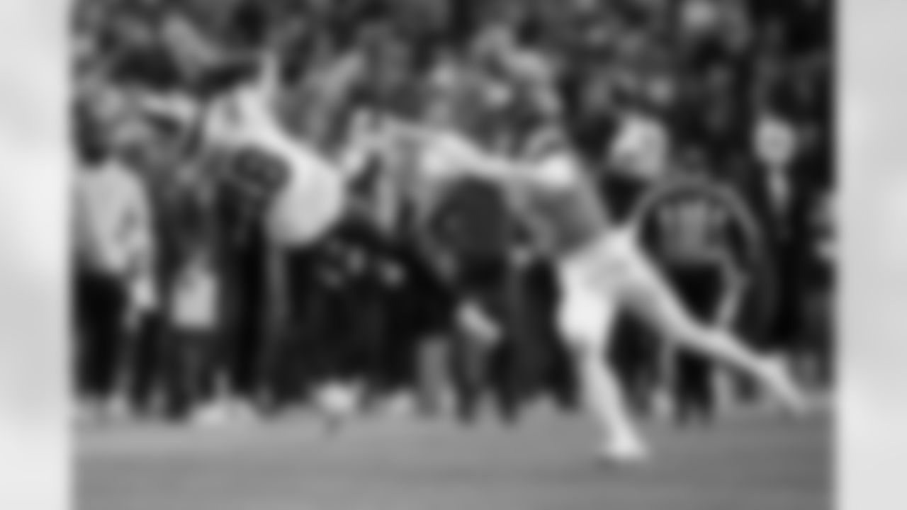 Buffalo Bills vs Denver Broncos, Divisional Game, January 17, 2026 at Empower Field at Mile High.