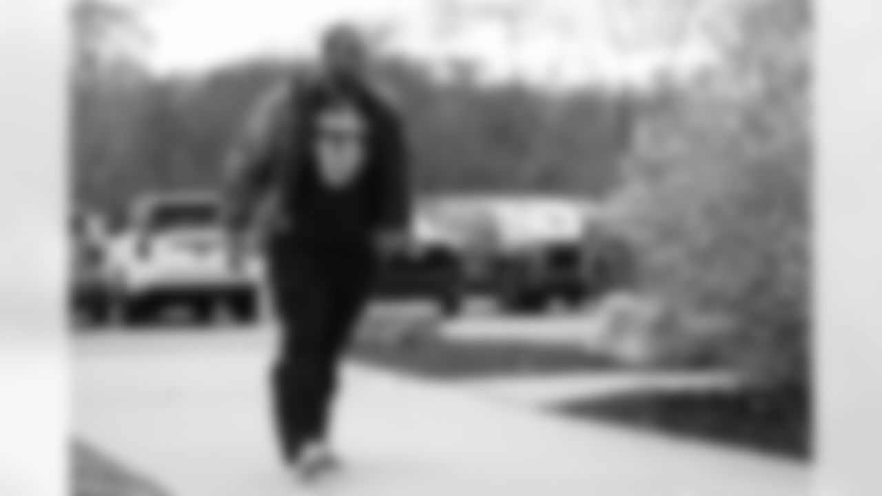 Buffalo Bills vs Tampa Bay Buccaneers, Regular Season, November 16, 2025 at Highmark Stadium.