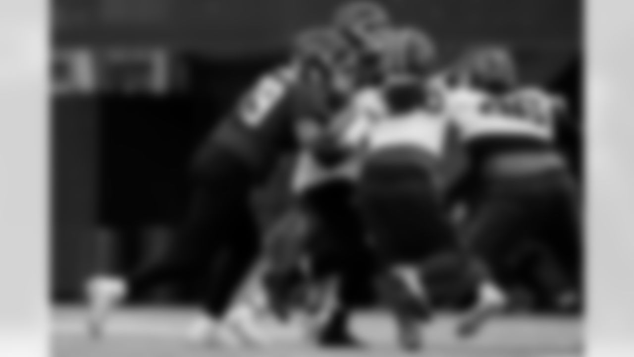 Spencer Brown (79). Buffalo Bills Week 18 practice, January 01, 2026 at Buffalo Bills Training Center.