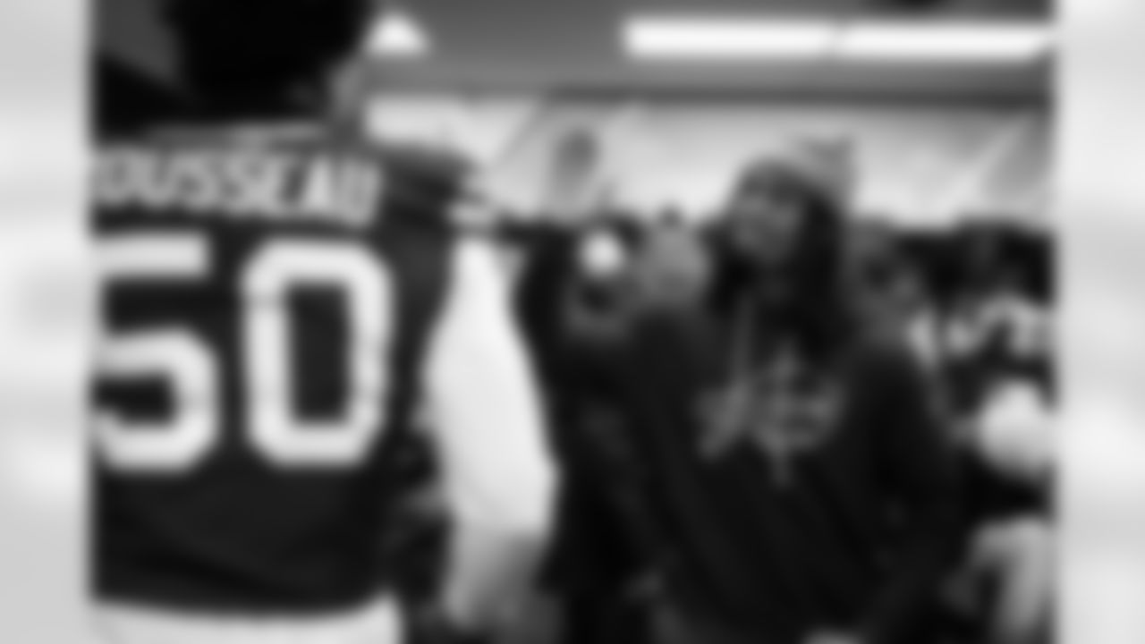 Buffalo Bills vs Cincinnati Bengals, Regular Season, December 07, 2025 at Highmark Stadium.