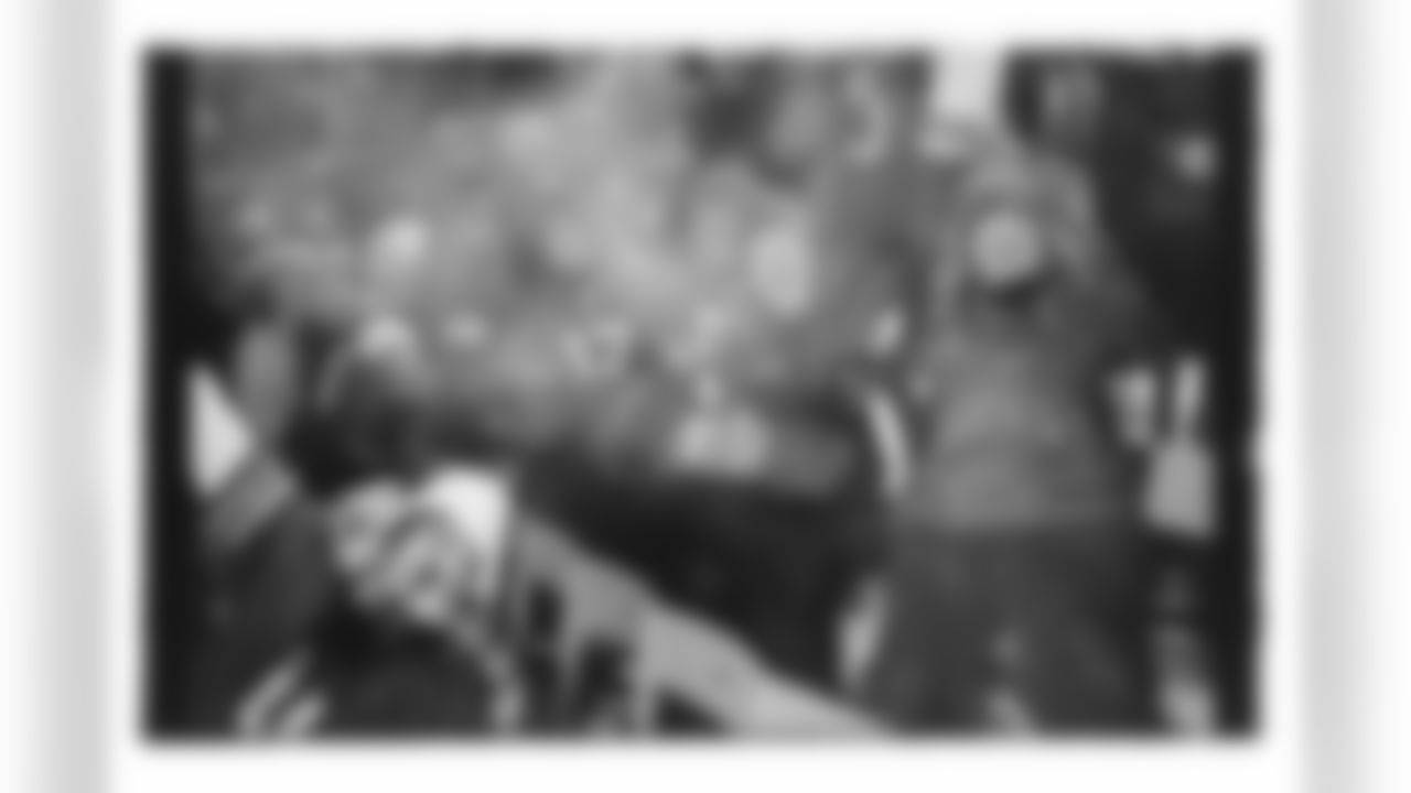 Buffalo Bills vs New York Jets, Regular Season, January 04, 2026 at Highmark Stadium.