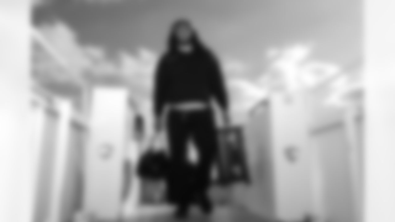 Dorian Williams (42). Buffalo Bills Travel to Houston, November 19, 2025 at Buffalo Niagara International Airport.