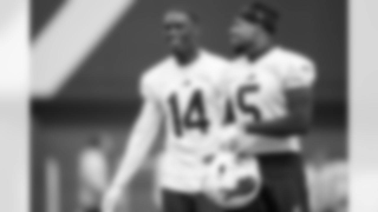 Joshua Palmer (5). Buffalo Bills Week 16 Practice, December 18, 2025 at Buffalo Bills Training Center.