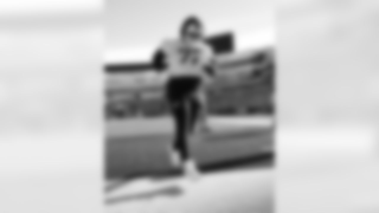 Phidarian Mathis (72). Buffalo Bills Week 14 Practice, December 05, 2025 at Highmark Stadium.