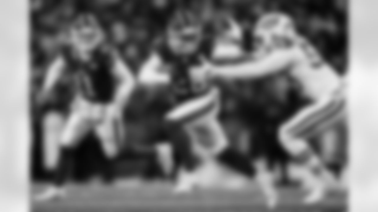 Buffalo Bills vs New York Jets, Regular Season, January 04, 2026 at Highmark Stadium.