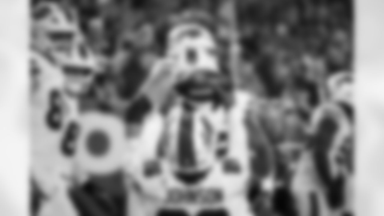 Houston Texans vs Buffalo Bills, Regular Season, November 20, 2025 at NRG Stadium.