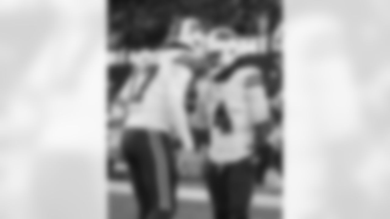 New England Patriots vs Buffalo Bills, Regular Season, December 14, 2025 at Gillette Stadium.