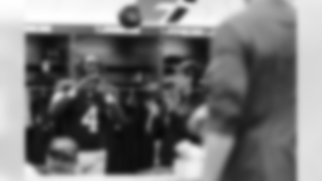 Buffalo Bills vs New Orleans Saints, Regular Season, September 28, 2025 at Highmark Stadium.