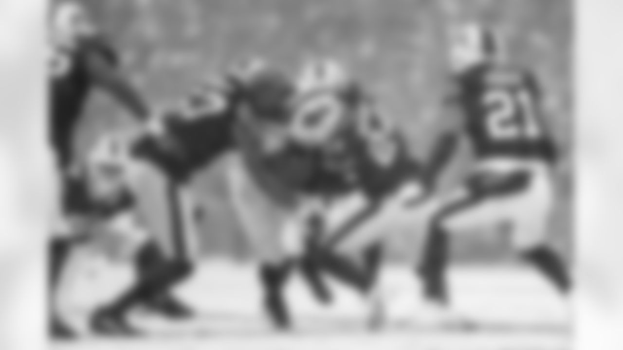 Buffalo Bills vs Cincinnati Bengals, Regular Season, December 07, 2025 at Highmark Stadium.