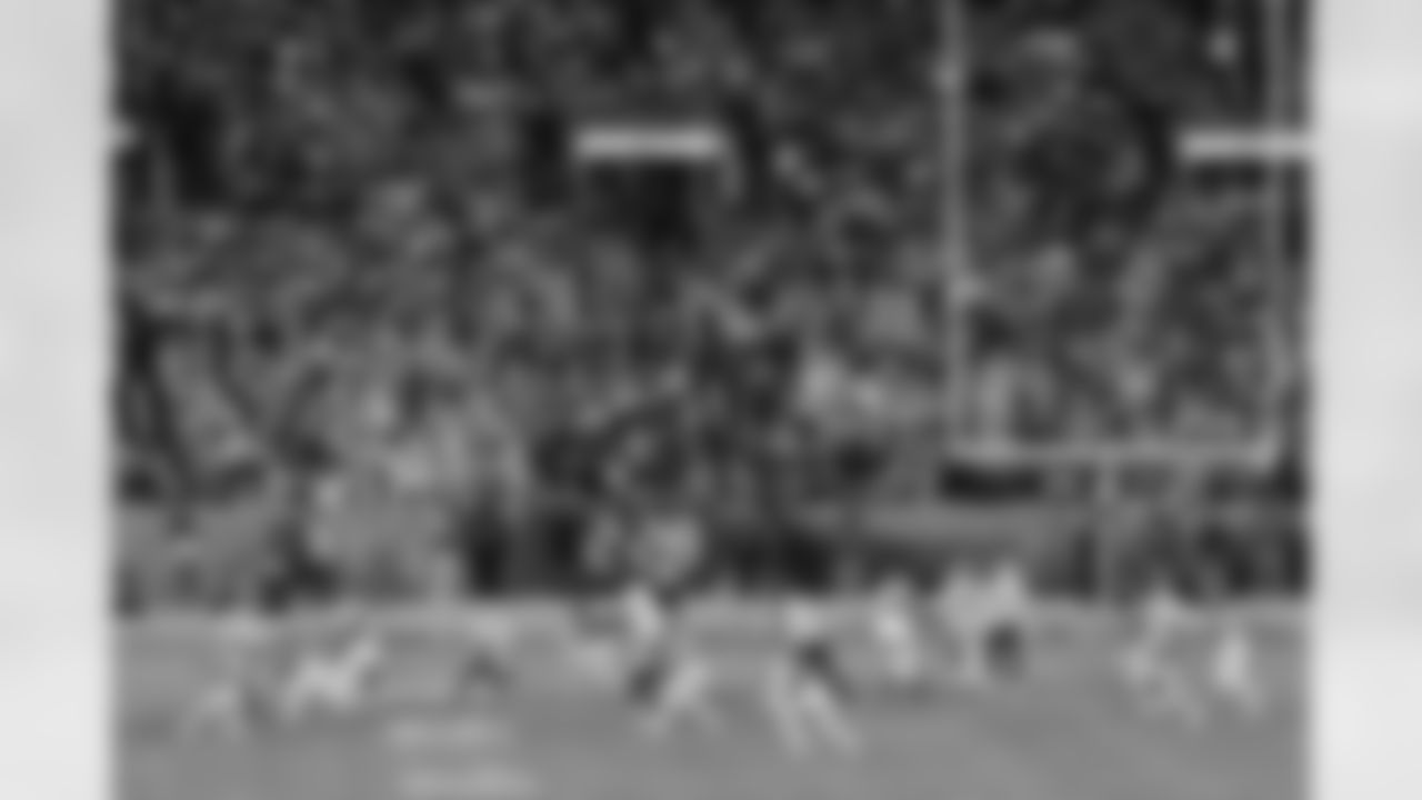 Buffalo Bills vs Denver Broncos, Divisional Game, January 17, 2026 at Empower Field at Mile High.