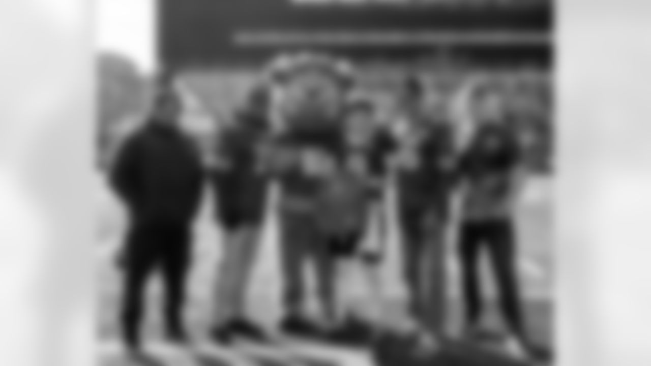 High School Football Metro Bowl Championship, November 19, 2025 at Varsity Stadium.