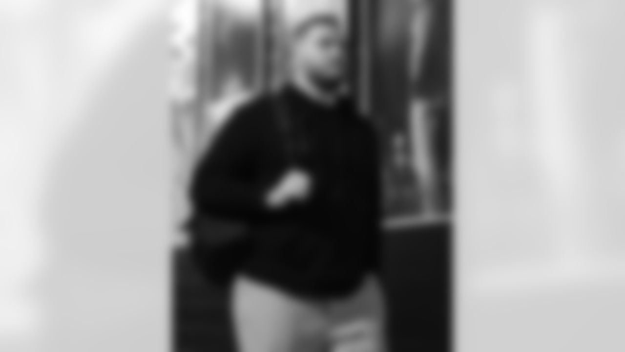 New England Patriots vs Buffalo Bills, Regular Season, December 14, 2025 at Gillette Stadium.