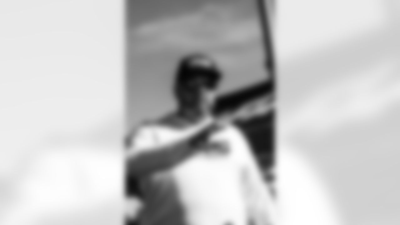 NFLFLAG_REG_BILLS_2025_MB_46