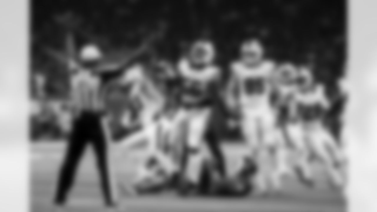 Houston Texans vs Buffalo Bills, Regular Season, November 20, 2025 at NRG Stadium.