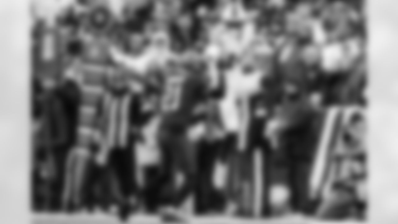 Buffalo Bills vs Tampa Bay Buccaneers, Regular Season, November 16, 2025 at Highmark Stadium.