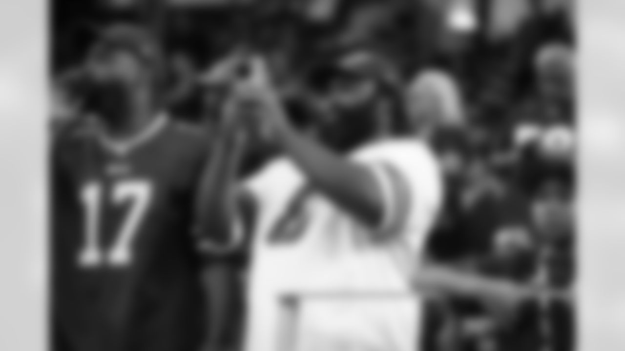 Houston Texans vs Buffalo Bills, Regular Season, November 20, 2025 at NRG Stadium.