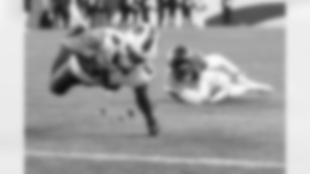 Buffalo Bills vs Denver Broncos, Divisional Game, January 17, 2026 at Empower Field at Mile High.