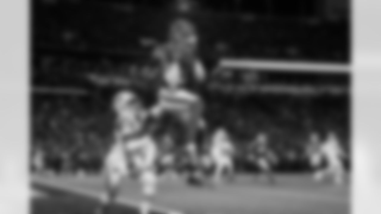 Buffalo Bills vs New York Jets, Regular Season, January 04, 2026 at Highmark Stadium.