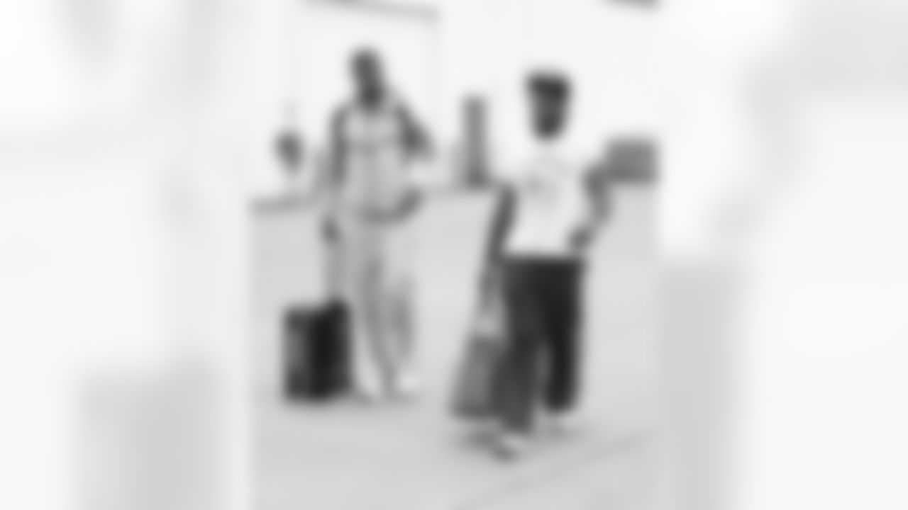 Keon Coleman (0), Cam Lewis (39). Buffalo Bills travel to East Rutherford, September 13, 2025.